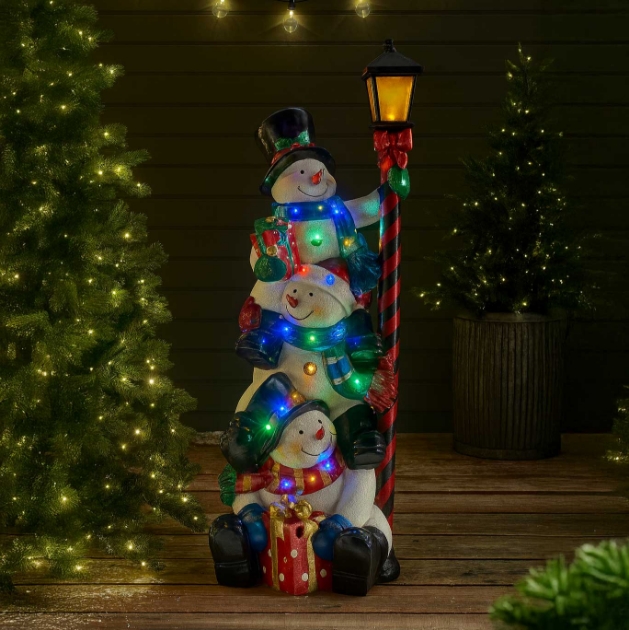 Picture of 3 Snowman with Street Lamp - 25 LED's