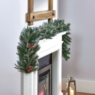 Picture of Berry and Cone Garland