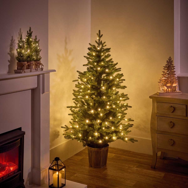 Picture of 1.5m Potted Eldon Fir 180 LEDs