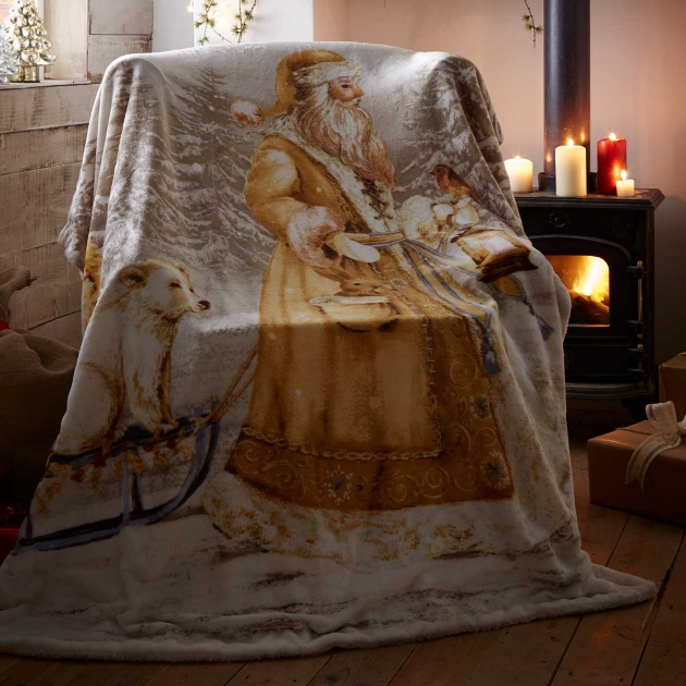 Picture of Twilight Santa Fleece Throw