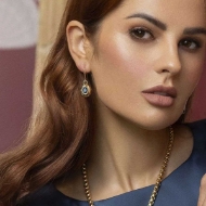 Picture of Absolute Gold Tone Hook Earrings